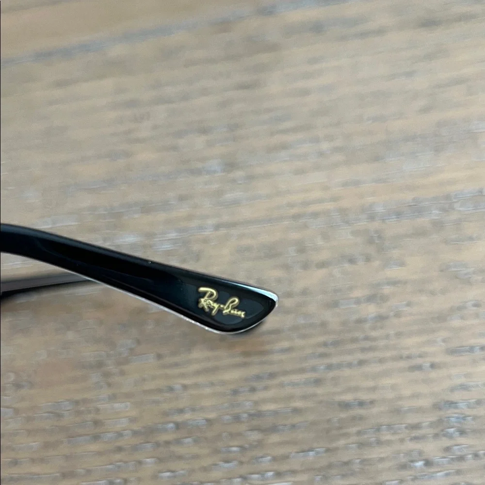 Ray-Ban‎ Classic Black Round Prescription Eyeglasses with Case